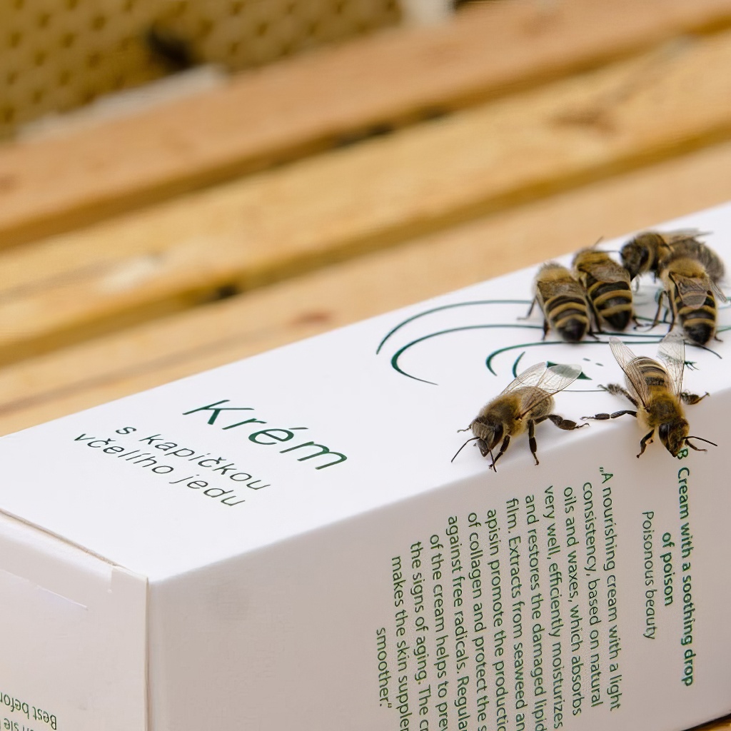 Crème Pleva avec une goutte de venin d'abeille - 50g