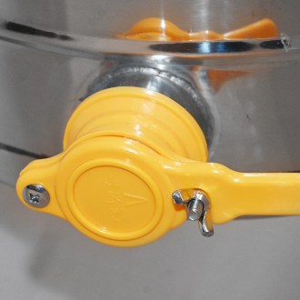 Extracteur de miel Mellarius MiniLine 3 cadres manuel P40